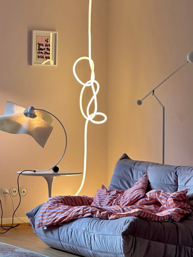 Flex Tube lankstus šviestuvas Warm White