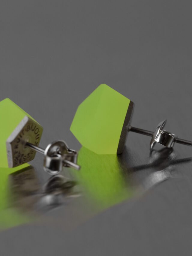 Crystal auskarai Neon Yellow 8mm