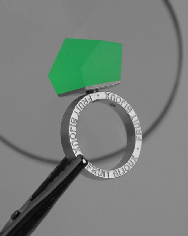 Crystal top FLASH GREEN 16mm