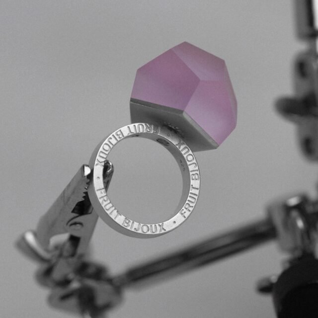 Crystal top LILAC PURPLE 24mm