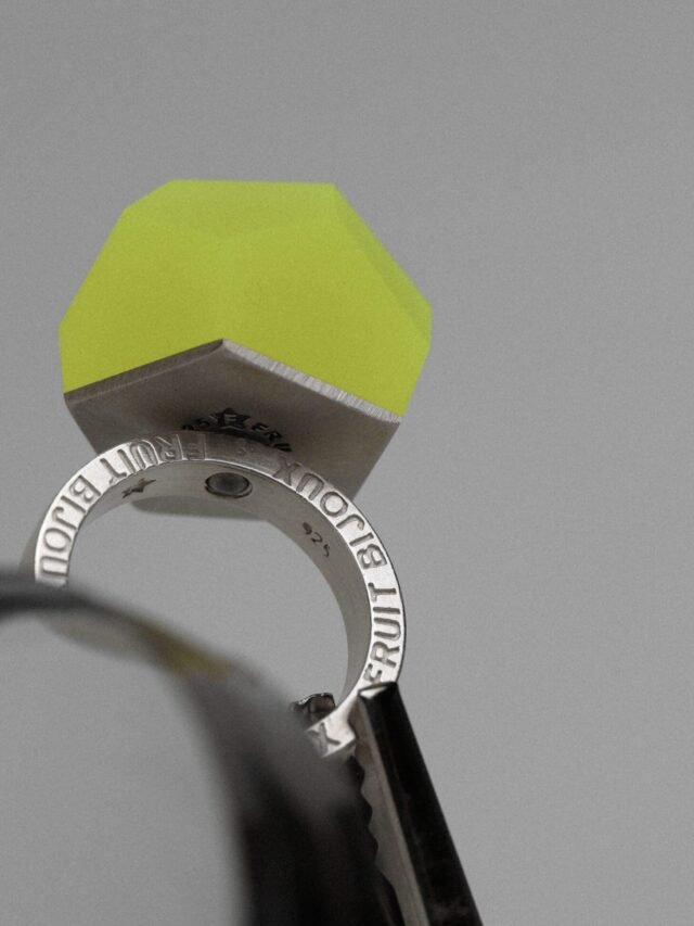 Crystal top Neon Yellow 16mm