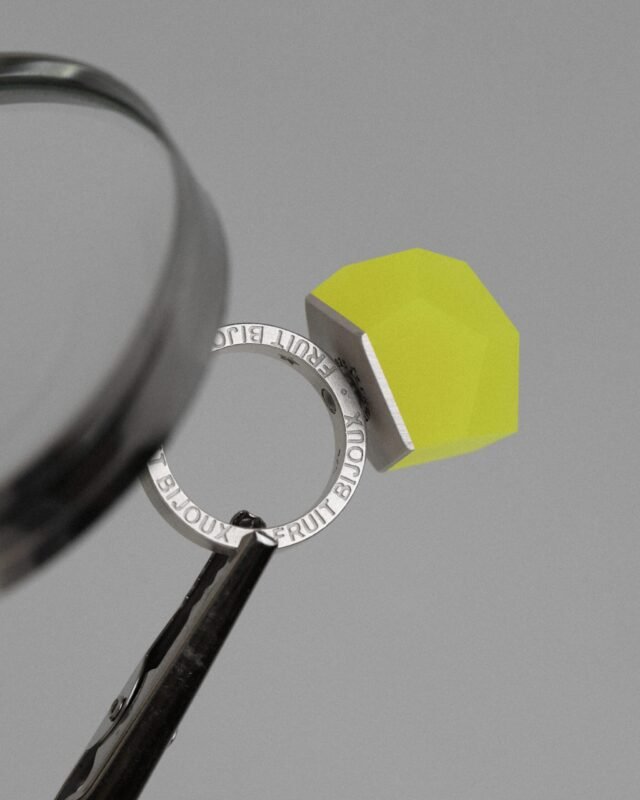 Crystal top NEON YELLOW 16mm - Image 3