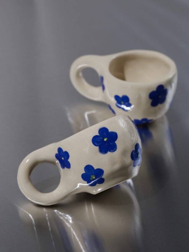 Keramikinis puodelis Cobalt Flower