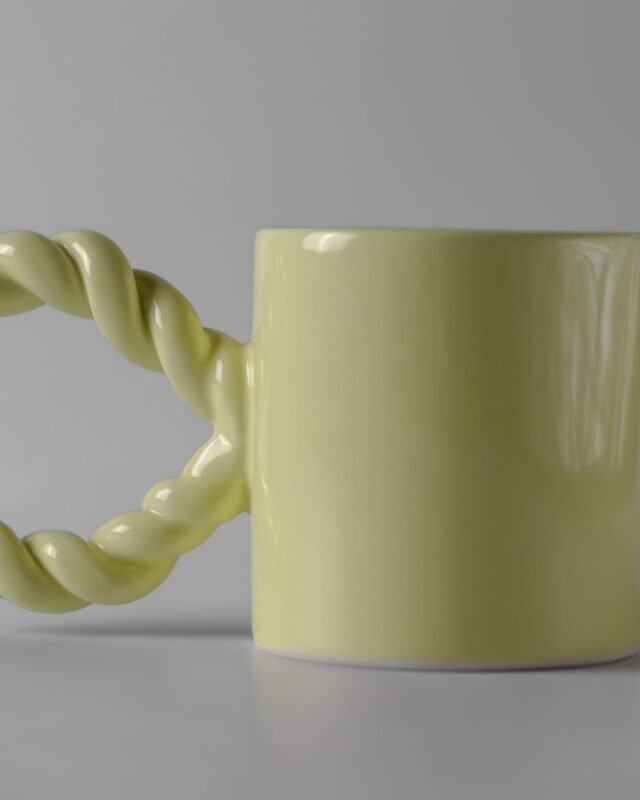 Keramikinis puodelis TWIST LIGHT YELLOW
