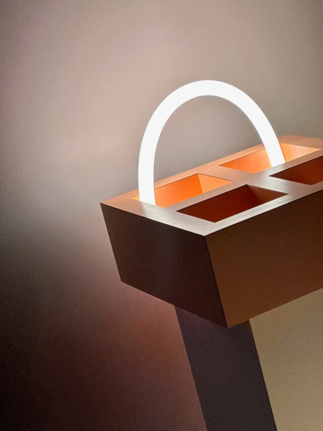 Flex Mount šviestuvas