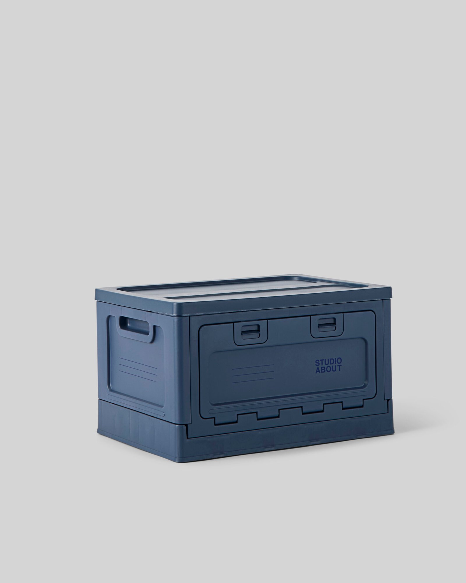 box-dark-blue-storage-small-studio-about_1 copy