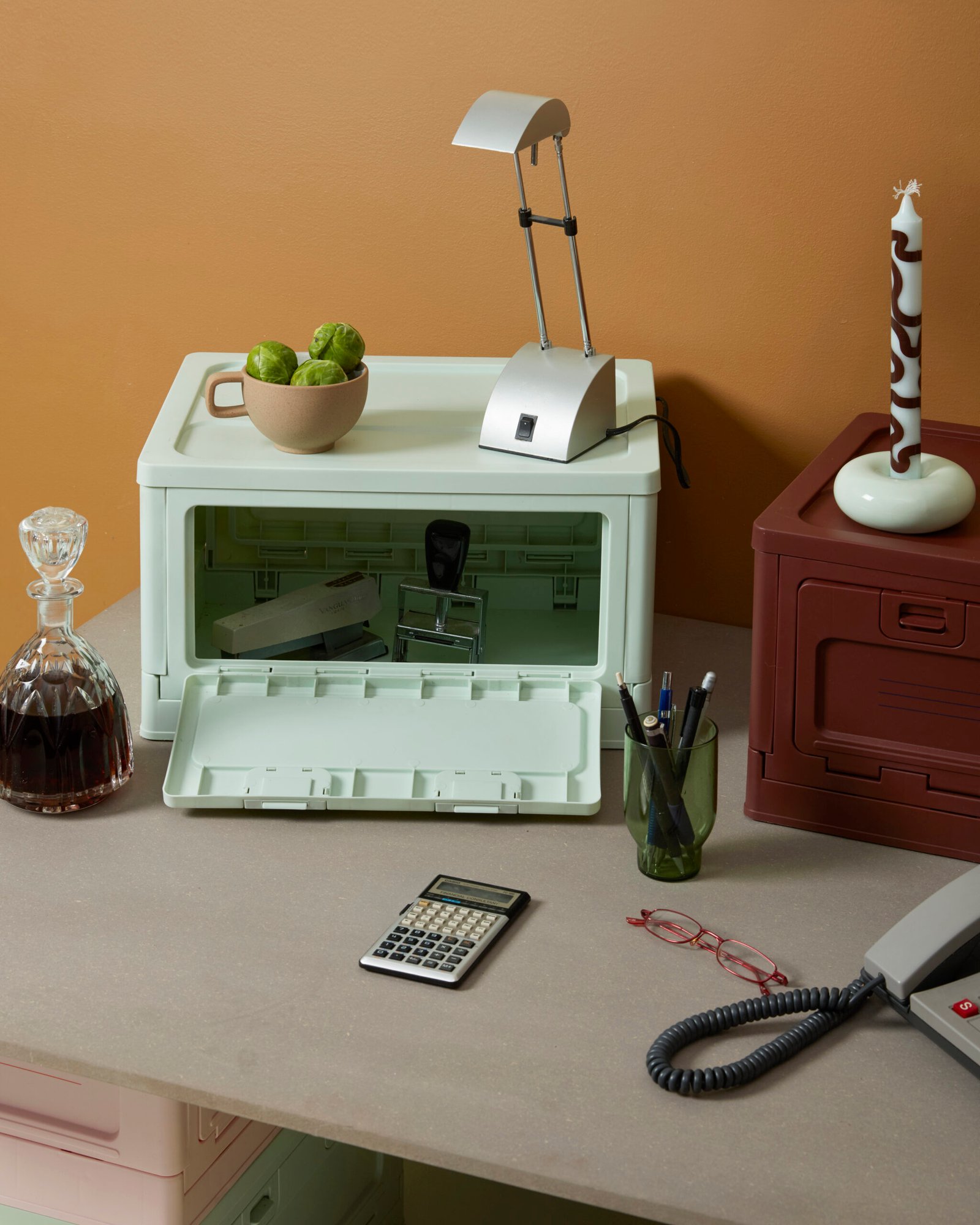 box-mint-bordeux-storage-glass-green-studio-about-3 copy