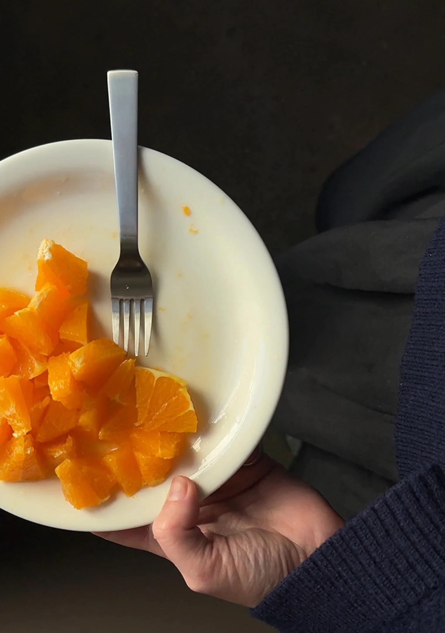 Cake_fork_with_fruit