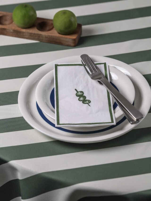 Staltiesė Olive Stripes